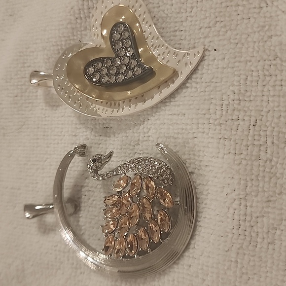 Necklace and interchangeable pendant set - Picture 2 of 16